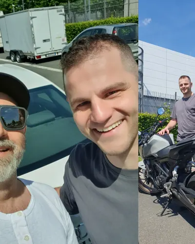 Fahrschülerin bzw. Fahrschüler der Fahrschule FAHRPLAN Frankfurt mit dem bestandenen Motorradführerschein